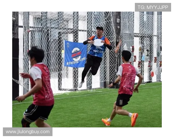 武汉飞盘队中路突破分析：优劣势及战术调整探讨